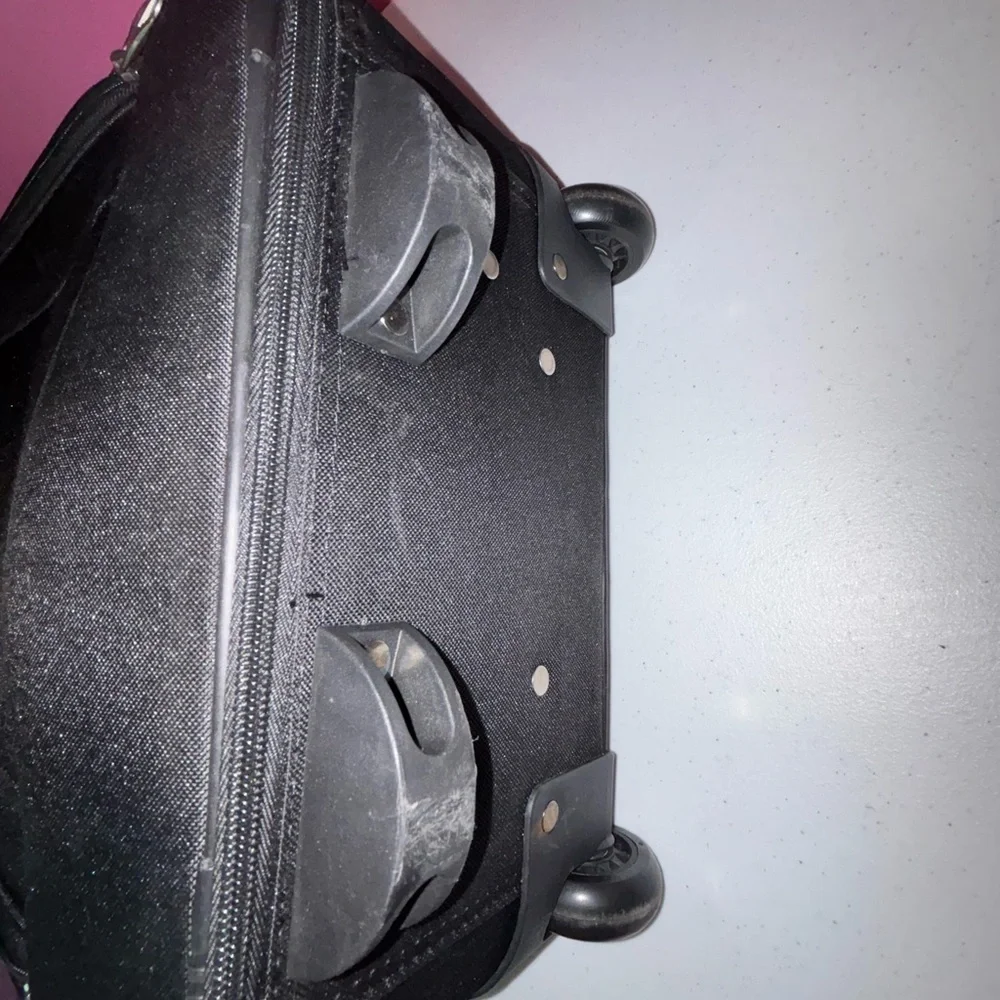 American Tourister Black Travel Bag
